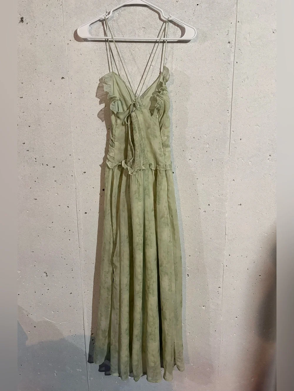 W Studio Ruffle Sleeveless Maxi Dress | Size: XS - Picture 2 of 7